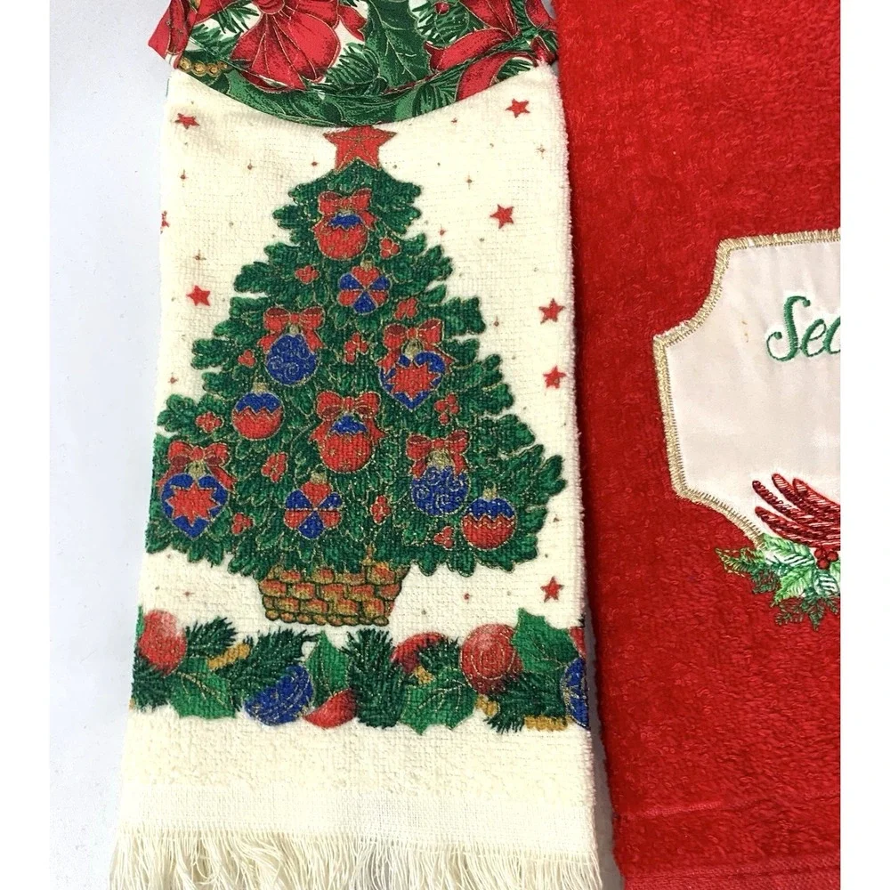 Cannon Christmas Handtowels Vintage Holiday USA made Red Green Set of 3-1 is NEW